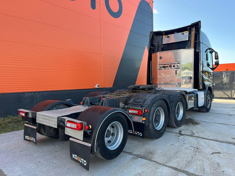 Volvo FH 16 750 8x4 GCW 90 ton / DOLLY / RETARDER - Trekker: afbeelding 5 Volvo FH 16 750 8x4 GCW 90 ton / DOLLY / RETARDER - Trekker: afbeelding 5