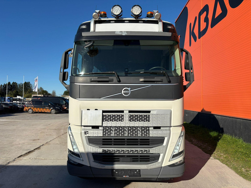 Volvo FH 500 6x2 GLOBE XL / RETARDER / HYDRAULICS / DOUBLE BOGIE - Trekker: afbeelding 3 Volvo FH 500 6x2 GLOBE XL / RETARDER / HYDRAULICS / DOUBLE BOGIE - Trekker: afbeelding 3