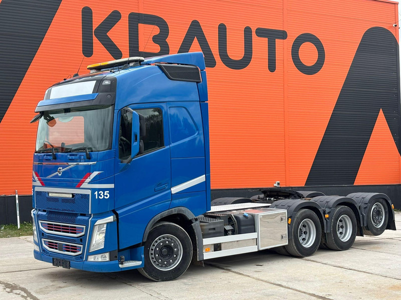Volvo FH 500 8x4*4 GCW 70 ton / PTO - Trekker: afbeelding 1 Volvo FH 500 8x4*4 GCW 70 ton / PTO - Trekker: afbeelding 1