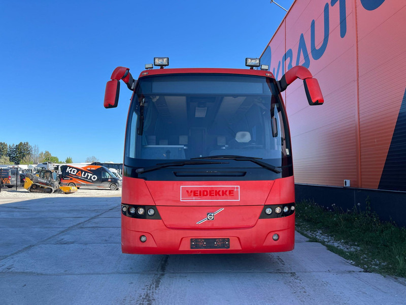 Volvo B 12 M 4x2 13 SEATS / AC / AUXILIARY HEATING / WC / KITCHEN - Streekbus: afbeelding 2 Volvo B 12 M 4x2 13 SEATS / AC / AUXILIARY HEATING / WC / KITCHEN - Streekbus: afbeelding 2