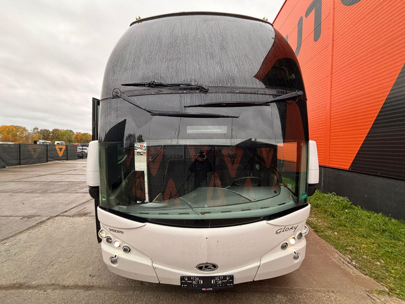 Volvo B12B Beulas Glory 6x2*4 61 SEATS / AC / AUXILIARY HEATING / WC - Touringcar: afbeelding 2 Volvo B12B Beulas Glory 6x2*4 61 SEATS / AC / AUXILIARY HEATING / WC - Touringcar: afbeelding 2