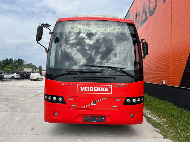 Volvo B12M 4x2 14 SEATS / AC / AUXILIARY HEATING / WC / KITCHEN - Streekbus: afbeelding 2 Volvo B12M 4x2 14 SEATS / AC / AUXILIARY HEATING / WC / KITCHEN - Streekbus: afbeelding 2