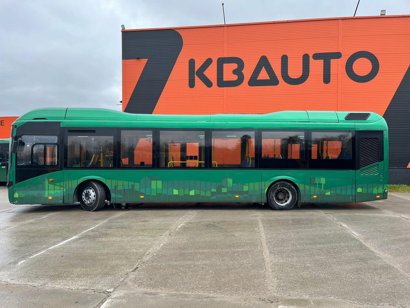 Volvo B5LH 7900 HYBRID 4x2 HYBRID / AC / AUXILIARY HEATING / WHEELCHAIR RAMP - Stadsbus: afbeelding 4 Volvo B5LH 7900 HYBRID 4x2 HYBRID / AC / AUXILIARY HEATING / WHEELCHAIR RAMP - Stadsbus: afbeelding 4