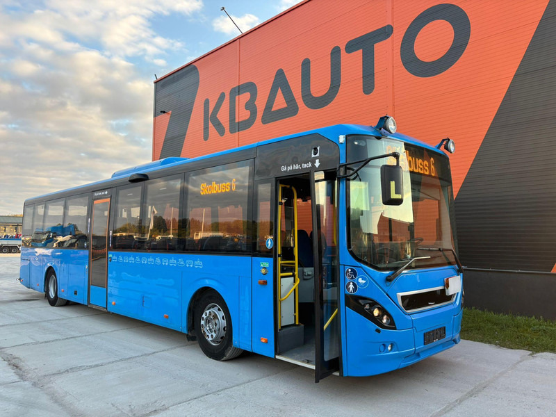 Volvo B7RLE 8900 48 SEATS + 28 STANDING / AC / AUXILIARY HEATER - Streekbus: afbeelding 1 Volvo B7RLE 8900 48 SEATS + 28 STANDING / AC / AUXILIARY HEATER - Streekbus: afbeelding 1