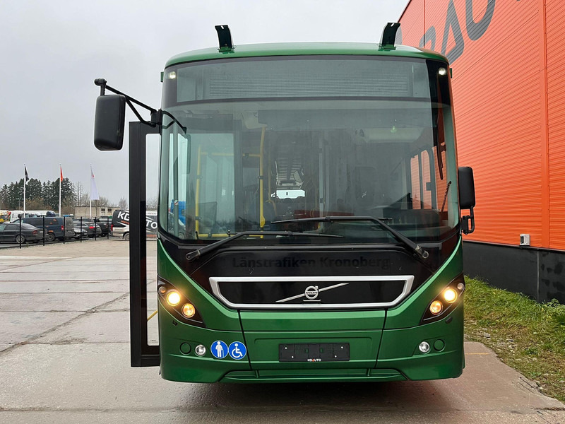 Volvo B8RLE 8900 6x2 AC / AUXILIARY HEATER / WHEELCHAIR RAMP - Stadsbus: afbeelding 2 Volvo B8RLE 8900 6x2 AC / AUXILIARY HEATER / WHEELCHAIR RAMP - Stadsbus: afbeelding 2