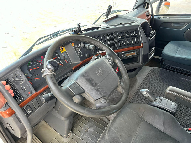 Bakwagen Volvo FH 400 6x2 BOX L=7400: afbeelding 14