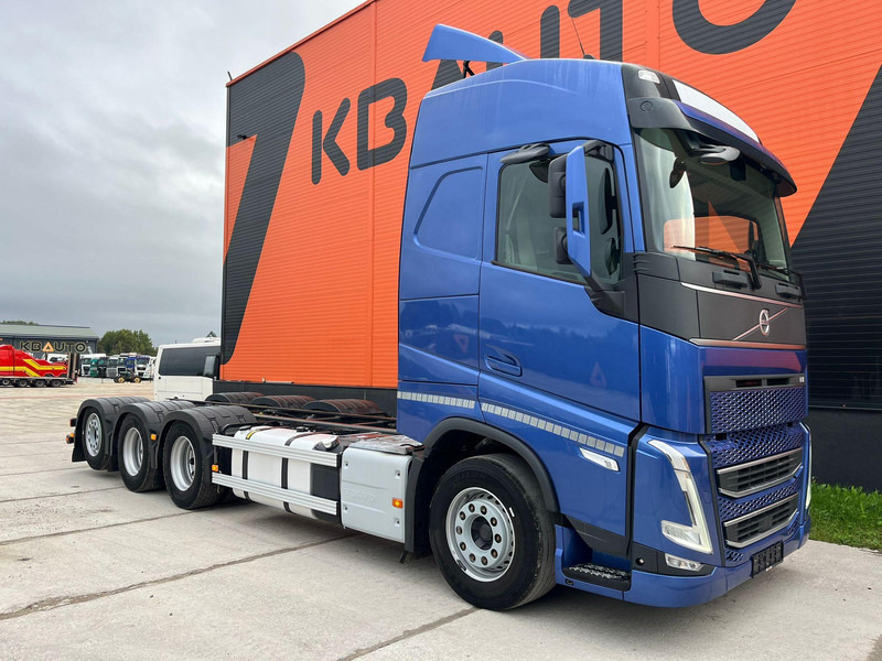 Volvo FH 500 8x4*4 GLOBE XL / RETARDER / CHASSIS L=7589 mm - Chassis vrachtwagen: afbeelding 3 Volvo FH 500 8x4*4 GLOBE XL / RETARDER / CHASSIS L=7589 mm - Chassis vrachtwagen: afbeelding 3