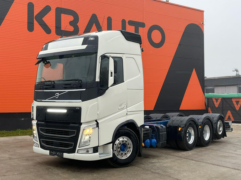 Volvo FH 540 8x4*4 CHASSIS L=7137 mm - Chassis vrachtwagen: afbeelding 1 Volvo FH 540 8x4*4 CHASSIS L=7137 mm - Chassis vrachtwagen: afbeelding 1