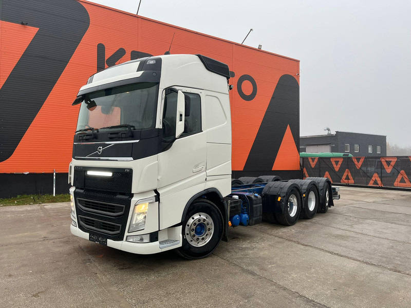Volvo FH 540 8x4*4 CHASSIS L=7137 mm - Chassis vrachtwagen: afbeelding 2 Volvo FH 540 8x4*4 CHASSIS L=7137 mm - Chassis vrachtwagen: afbeelding 2