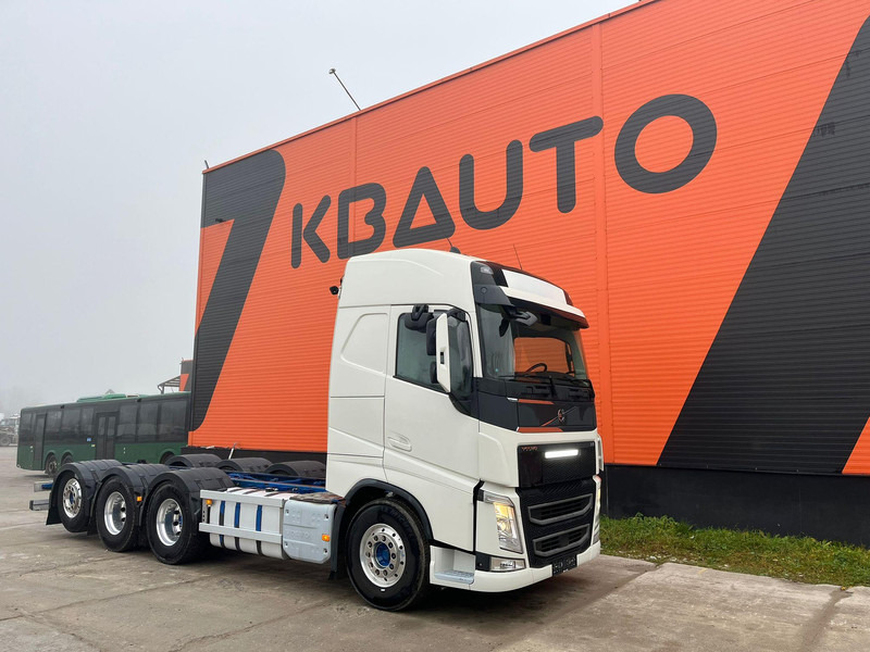 Volvo FH 540 8x4*4 CHASSIS L=7137 mm - Chassis vrachtwagen: afbeelding 4 Volvo FH 540 8x4*4 CHASSIS L=7137 mm - Chassis vrachtwagen: afbeelding 4