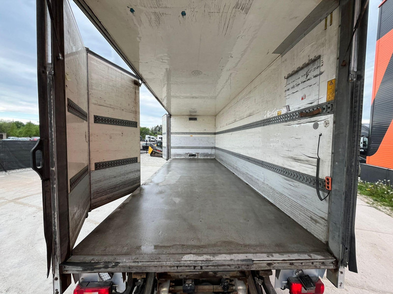 Bakwagen Volvo FM 330 4x2 BOX L=7533 mm: afbeelding 12 Bakwagen Volvo FM 330 4x2 BOX L=7533 mm: afbeelding 12