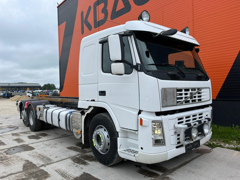 Volvo FM 410 6x2*4 HYDRAULICS / CHASSIS L=6875 mm - Chassis vrachtwagen: afbeelding 4 Volvo FM 410 6x2*4 HYDRAULICS / CHASSIS L=6875 mm - Chassis vrachtwagen: afbeelding 4