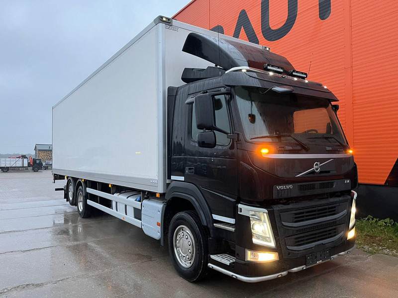 Volvo FM 420 6x2 ADBLUE PROGRAMMED OFF / BOX HEATING / BOX L=9977 mm - Bakwagen: afbeelding 3 Volvo FM 420 6x2 ADBLUE PROGRAMMED OFF / BOX HEATING / BOX L=9977 mm - Bakwagen: afbeelding 3