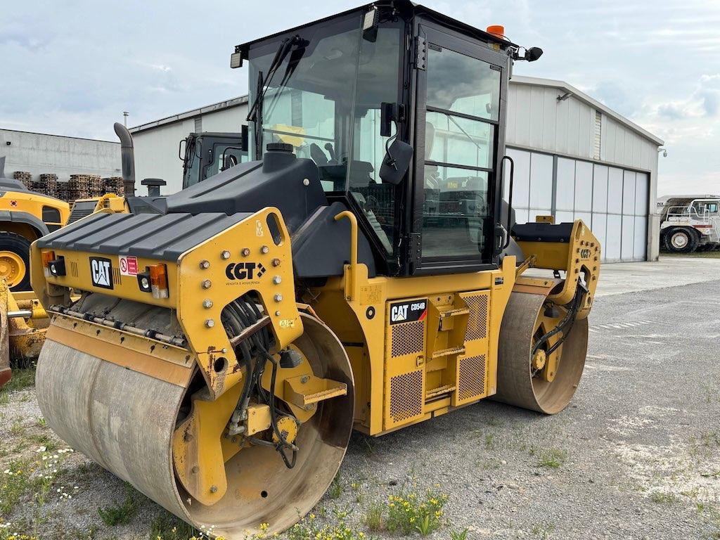 Caterpillar CD54B - Asfaltwals: afbeelding 2 Caterpillar CD54B - Asfaltwals: afbeelding 2