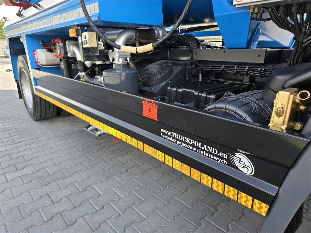 Vacuümwagen DAF WHALE 2012 WUKO for the collection of liquid waste: afbeelding 24