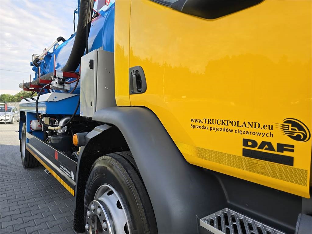 Vacuümwagen DAF WHALE 2012 WUKO for the collection of liquid waste: afbeelding 9