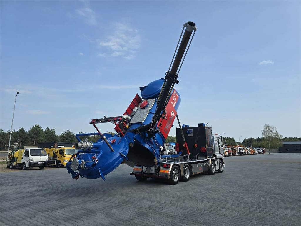 MAN Disab Centurion P210/9 - Gemeentelijke machine/ Speciaal: afbeelding 1 MAN Disab Centurion P210/9 - Gemeentelijke machine/ Speciaal: afbeelding 1