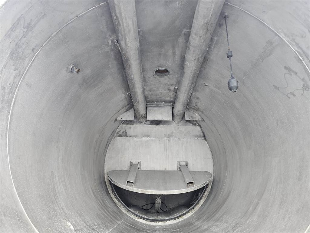Scania Disab Centurion P210/8 Vacuum suction loader - Gemeentelijke machine/ Speciaal: afbeelding 2 Scania Disab Centurion P210/8 Vacuum suction loader - Gemeentelijke machine/ Speciaal: afbeelding 2