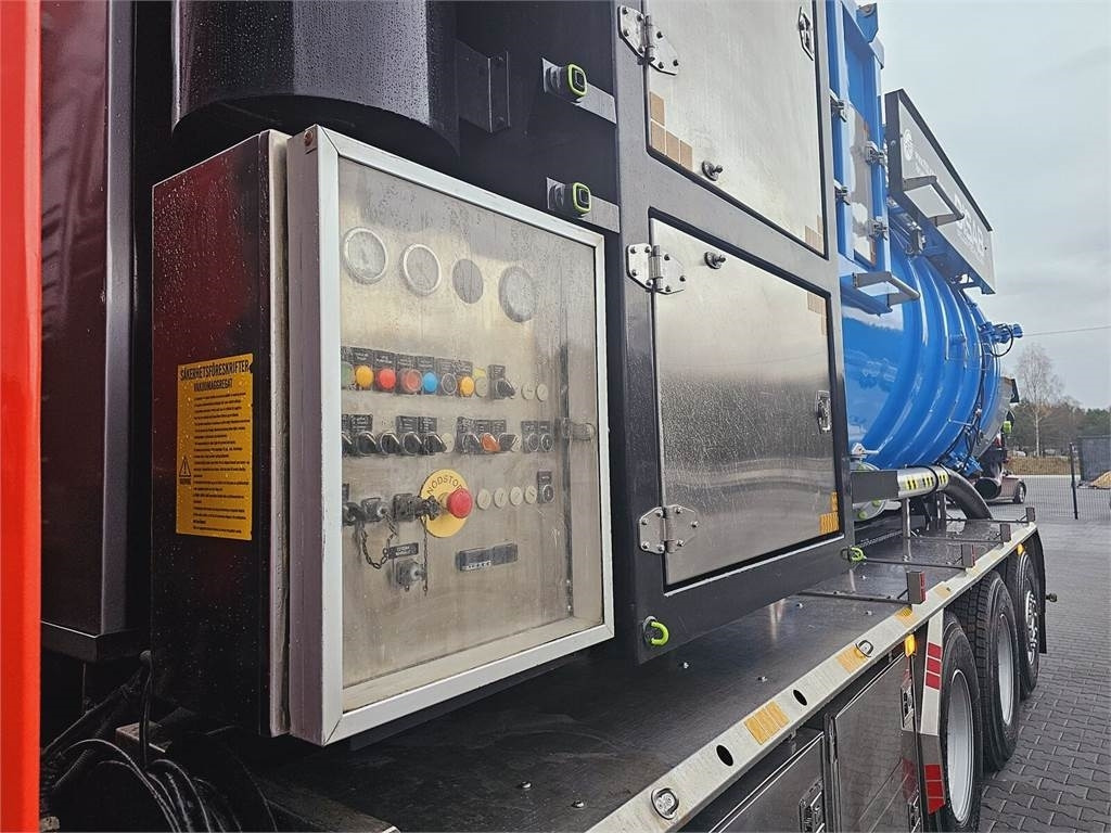 Gemeentelijke machine/ Speciaal Volvo Disab Centurion P210/9 Suction-blowing vacuum load: afbeelding 12