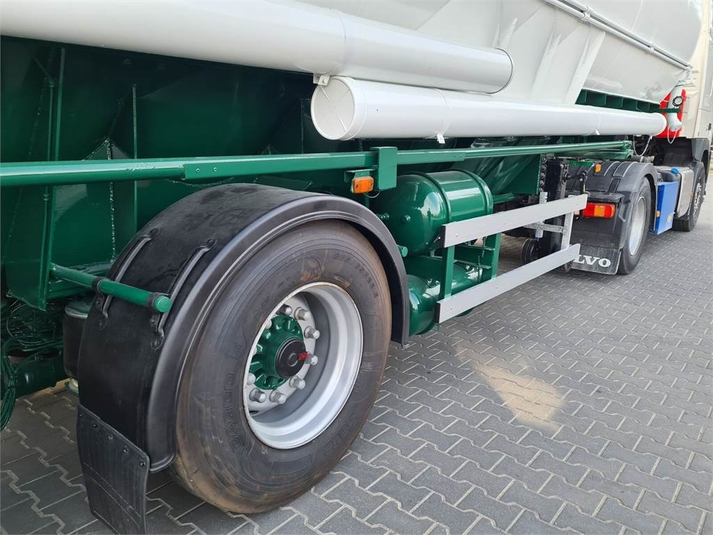 Tankoplegger Lambrecht with suction WELGRO fodder, flour, wheat: afbeelding 11
