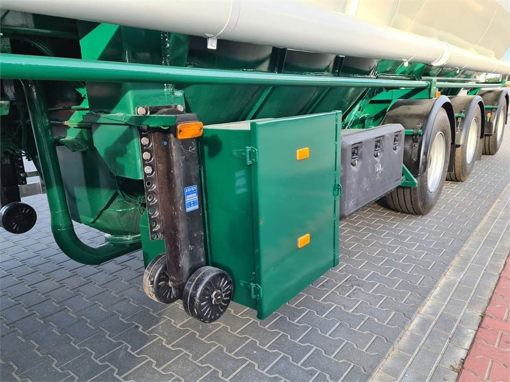 Tankoplegger Lambrecht with suction WELGRO fodder, flour, wheat: afbeelding 18