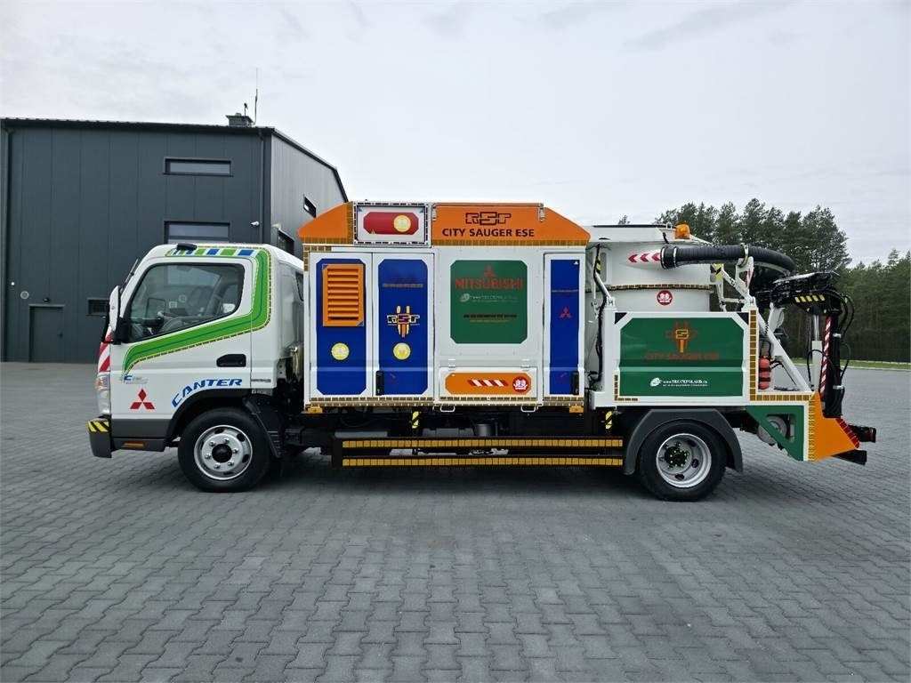Mitsubishi CANTER odkurzacz koparka ssąca Saugbagger CITY SAU  - Vacuümwagen: afbeelding 4 Mitsubishi CANTER odkurzacz koparka ssąca Saugbagger CITY SAU  - Vacuümwagen: afbeelding 4