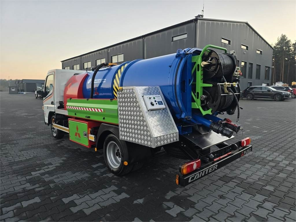 Mitsubishi ROM SMART COMBI WUKO HOT WATER FOR CLEANING SEWAGE - Vacuümwagen: afbeelding 5 Mitsubishi ROM SMART COMBI WUKO HOT WATER FOR CLEANING SEWAGE - Vacuümwagen: afbeelding 5