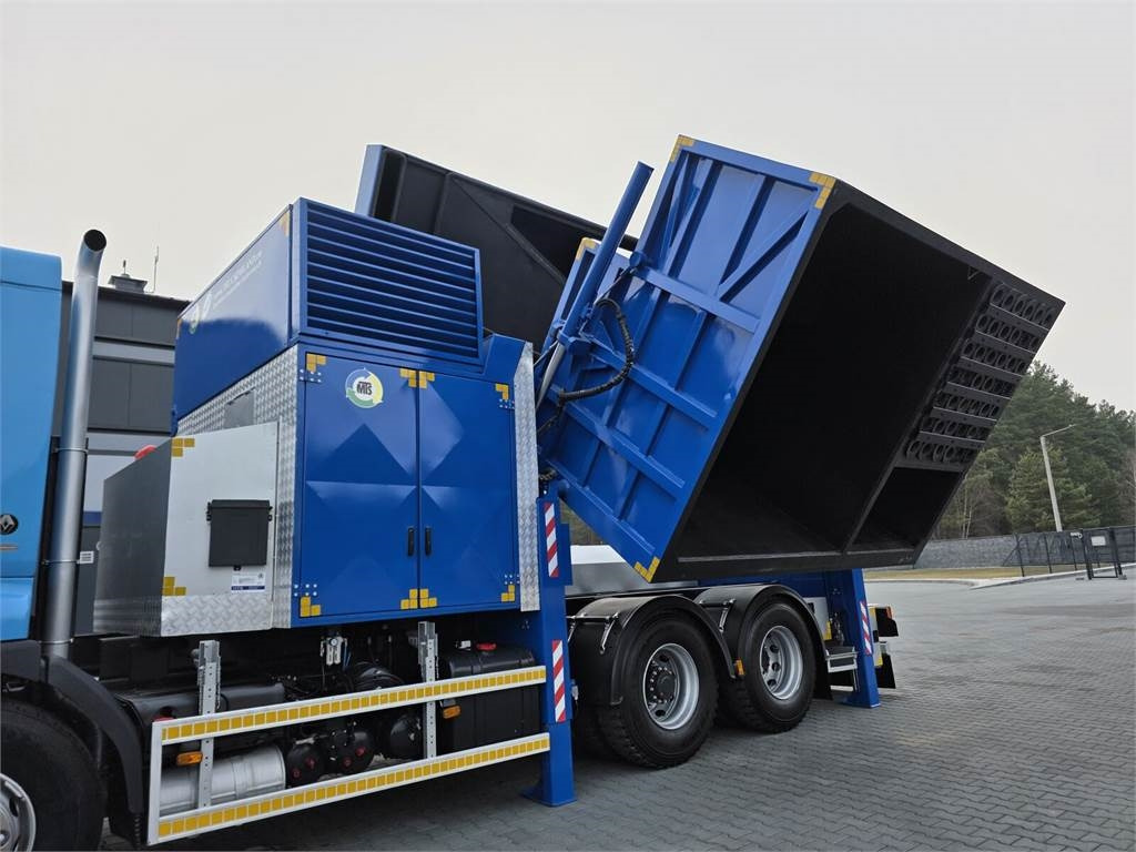 Vacuümwagen Renault MTS DINO 3 Saugbagger vacuum cleaner excavator suc: afbeelding 30 Vacuümwagen Renault MTS DINO 3 Saugbagger vacuum cleaner excavator suc: afbeelding 30