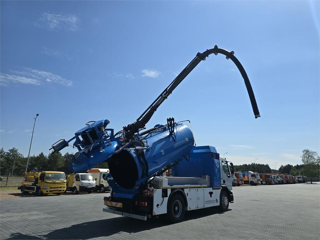 Renault WUKO RIVARD for collecting liquid waste - Vacuümwagen: afbeelding 1 Renault WUKO RIVARD for collecting liquid waste - Vacuümwagen: afbeelding 1