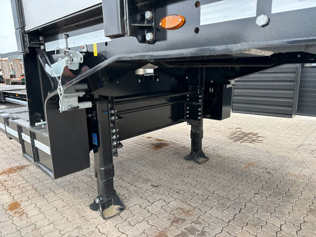 Faymonville 3 achs Multimax Tieflader / Kurze model - Dieplader oplegger: afbeelding 5 Faymonville 3 achs Multimax Tieflader / Kurze model - Dieplader oplegger: afbeelding 5