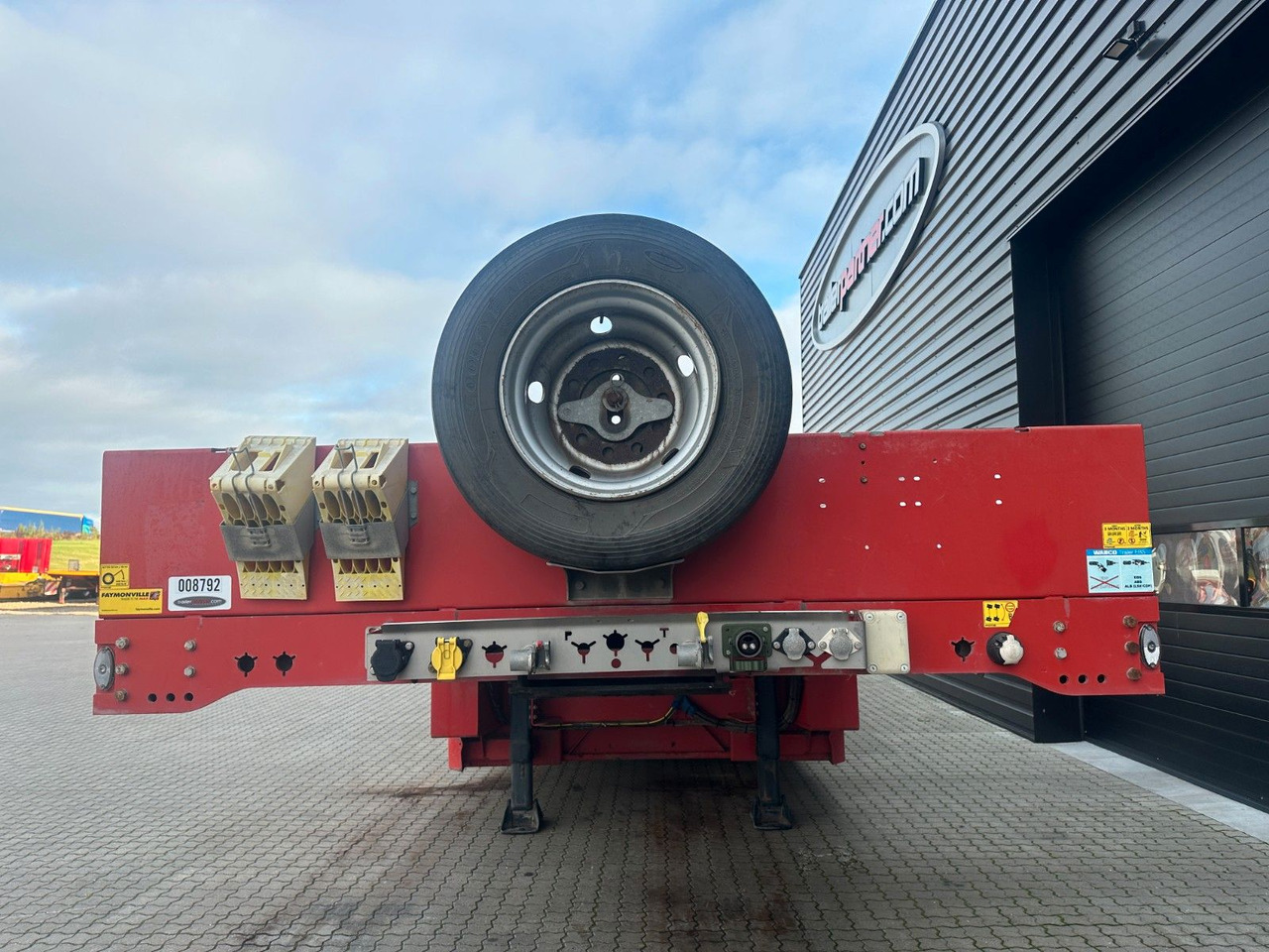 Faymonville 4 achs tieflader / ausziehbar / Radmulden - Dieplader oplegger: afbeelding 4 Faymonville 4 achs tieflader / ausziehbar / Radmulden - Dieplader oplegger: afbeelding 4