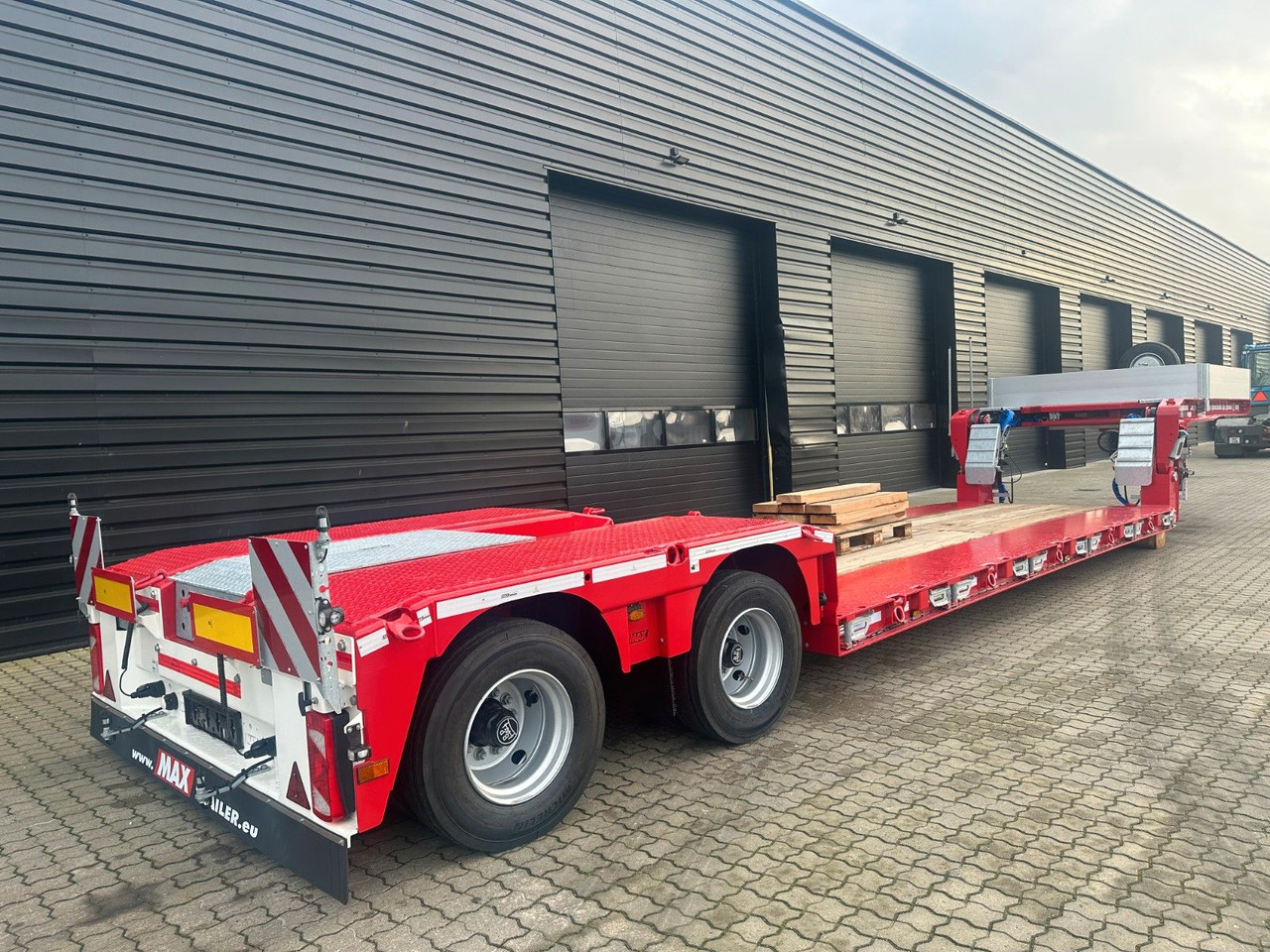 Faymonville MAX510 2 cahs tiefbett / ausziehbar - Dieplader oplegger: afbeelding 2 Faymonville MAX510 2 cahs tiefbett / ausziehbar - Dieplader oplegger: afbeelding 2