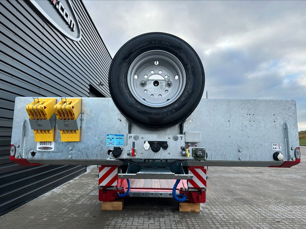 Faymonville Maxtrailer 510 Tiefbett Pendel Faymonville Maxtrailer 510 Tiefbett Pendel - Dieplader oplegger: afbeelding 2 Faymonville Maxtrailer 510 Tiefbett Pendel Faymonville Maxtrailer 510 Tiefbett Pendel - Dieplader oplegger: afbeelding 2