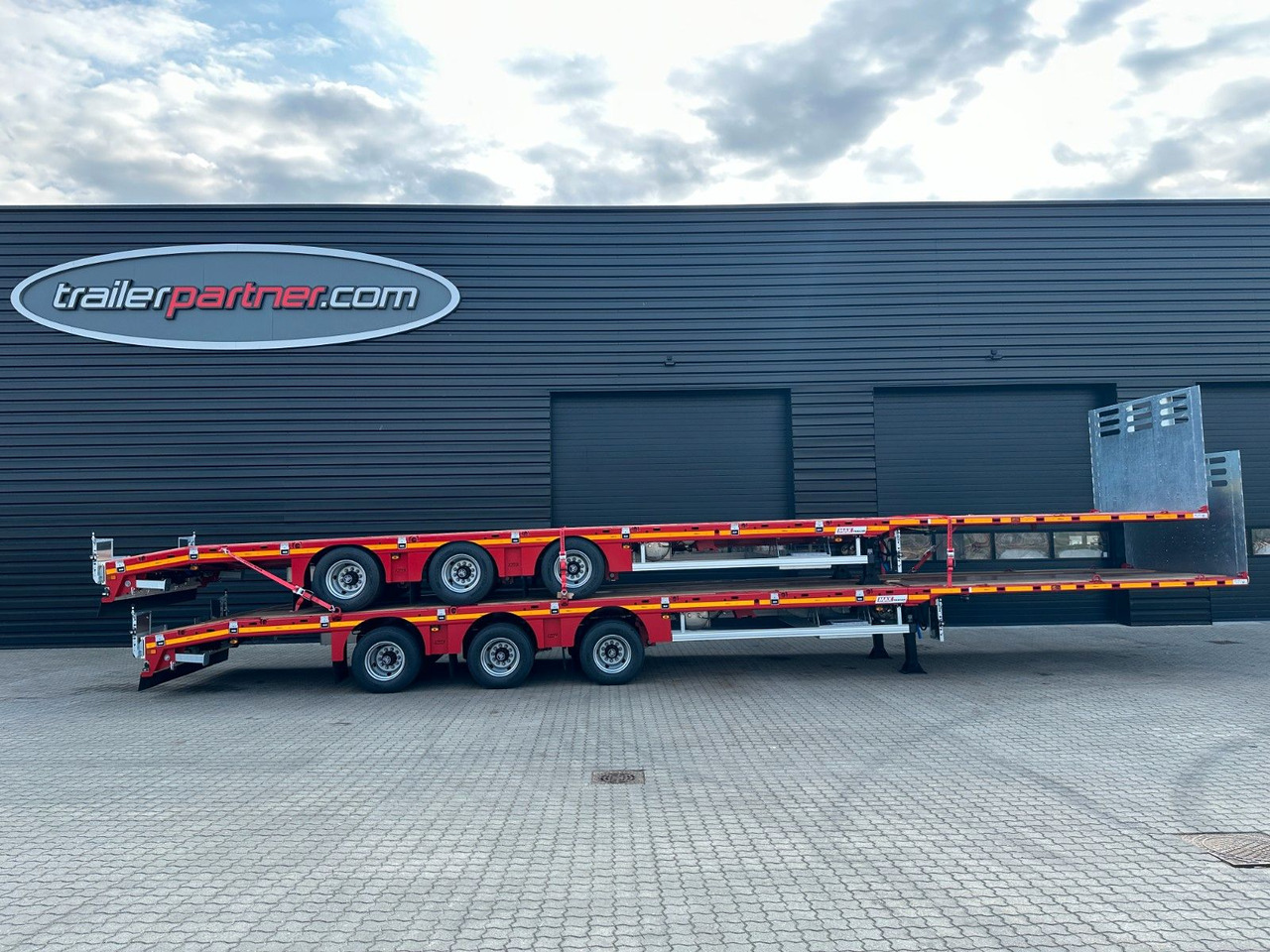 Faymonville Maxtrailer MAX 200 3 achs MEGA - Vlakke/ Open oplegger: afbeelding 1 Faymonville Maxtrailer MAX 200 3 achs MEGA - Vlakke/ Open oplegger: afbeelding 1