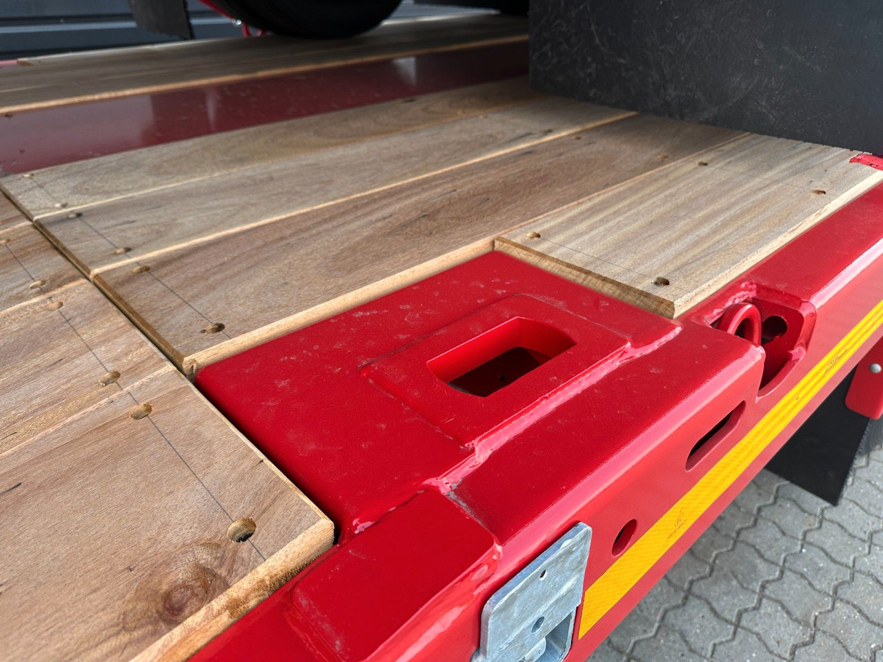 Faymonville Maxtrailer MAX 200 3 achs MEGA - Vlakke/ Open oplegger: afbeelding 5 Faymonville Maxtrailer MAX 200 3 achs MEGA - Vlakke/ Open oplegger: afbeelding 5