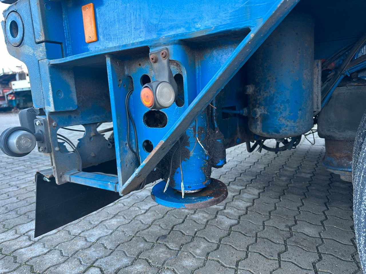 Goldhofer 4 achs tieflader / rampen / 4 x zwangsgelenkt - Dieplader oplegger: afbeelding 3 Goldhofer 4 achs tieflader / rampen / 4 x zwangsgelenkt - Dieplader oplegger: afbeelding 3