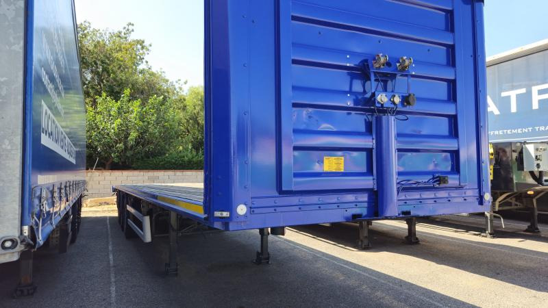 Fruehauf Plateau (Location / Rent) - Vlakke/ Open oplegger: afbeelding 2 Fruehauf Plateau (Location / Rent) - Vlakke/ Open oplegger: afbeelding 2