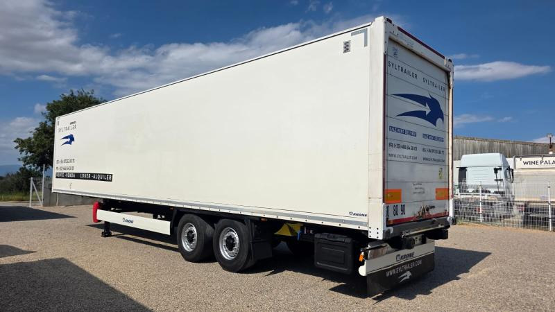 Krone Dry Liner - Gesloten oplegger: afbeelding 2 Krone Dry Liner - Gesloten oplegger: afbeelding 2