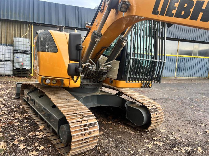 Liebherr R914 compact S - Rupsgraafmachine: afbeelding 4 Liebherr R914 compact S - Rupsgraafmachine: afbeelding 4