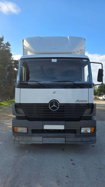 Mercedes Atego 1823 - Koelwagen vrachtwagen: afbeelding 2 Mercedes Atego 1823 - Koelwagen vrachtwagen: afbeelding 2