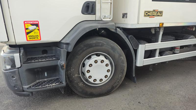 Renault D WIDE - Koelwagen vrachtwagen: afbeelding 4 Renault D WIDE - Koelwagen vrachtwagen: afbeelding 4