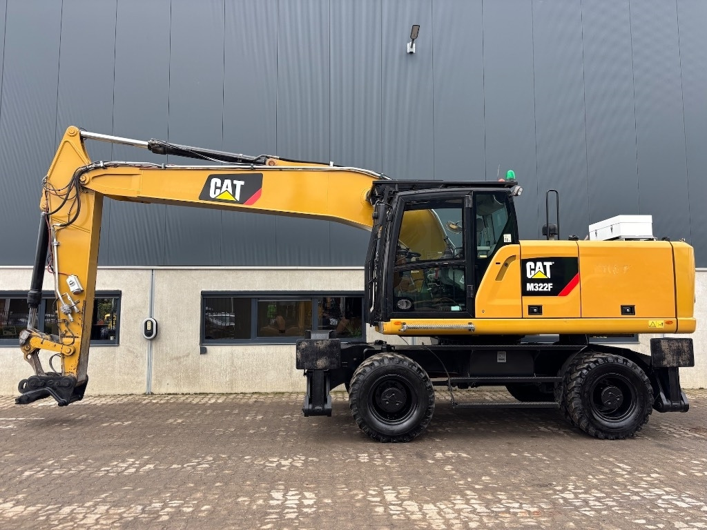 CAT CAT M 322 F - M322 - M 320 - M 318 - Mobiele graafmachine: afbeelding 2 CAT CAT M 322 F - M322 - M 320 - M 318 - Mobiele graafmachine: afbeelding 2