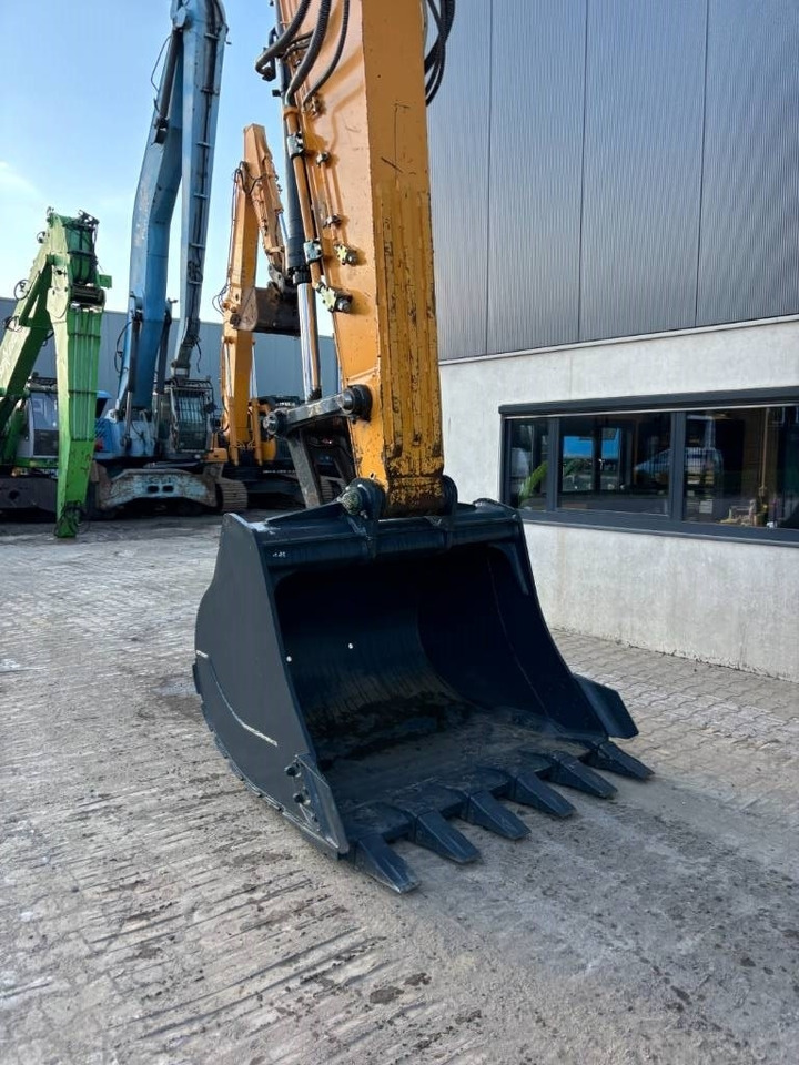 Rupsgraafmachine Hyundai HX300L -- HX 300 L: afbeelding 7
