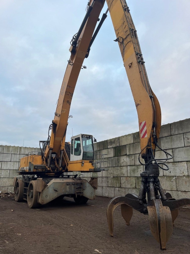 Liebherr A 954 B HD - 944 - Overslagkraan: afbeelding 1 Liebherr A 954 B HD - 944 - Overslagkraan: afbeelding 1