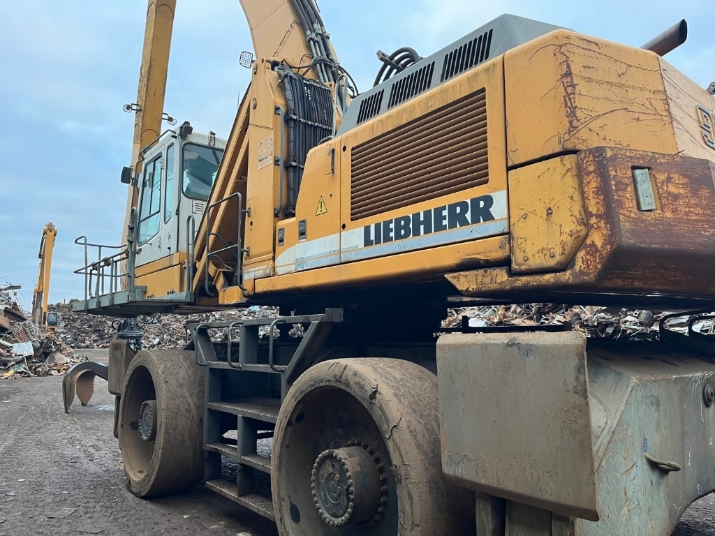 Liebherr A 954 B HD - 944 - Overslagkraan: afbeelding 4 Liebherr A 954 B HD - 944 - Overslagkraan: afbeelding 4