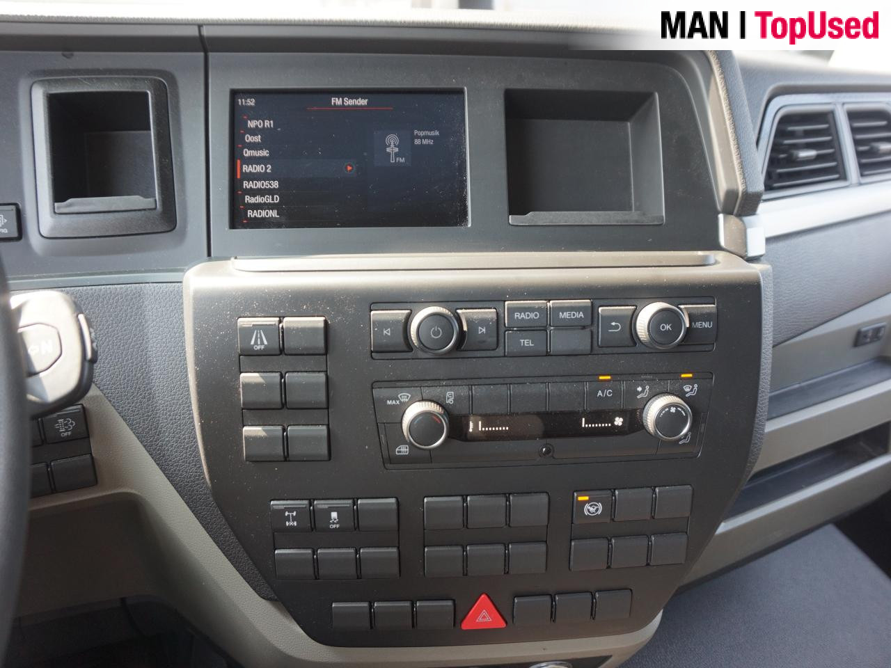 MAN TGL 12.250 4x2 BL CH - Vrachtwagen met open laadbak: afbeelding 2 MAN TGL 12.250 4x2 BL CH - Vrachtwagen met open laadbak: afbeelding 2