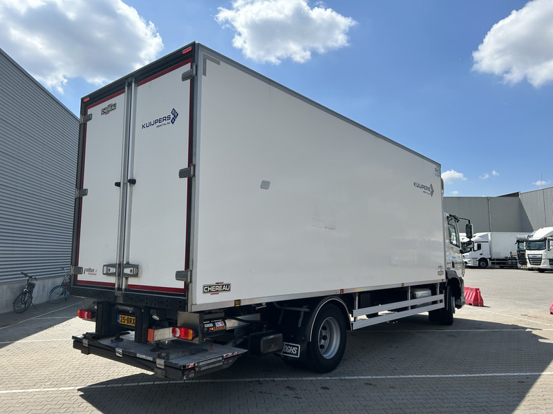 DAF CF 260 FA / Carrier Koeler - 30 gr / Chereau Frigobox / Laadklep 2000 kg - Koelwagen vrachtwagen: afbeelding 2 DAF CF 260 FA / Carrier Koeler - 30 gr / Chereau Frigobox / Laadklep 2000 kg - Koelwagen vrachtwagen: afbeelding 2