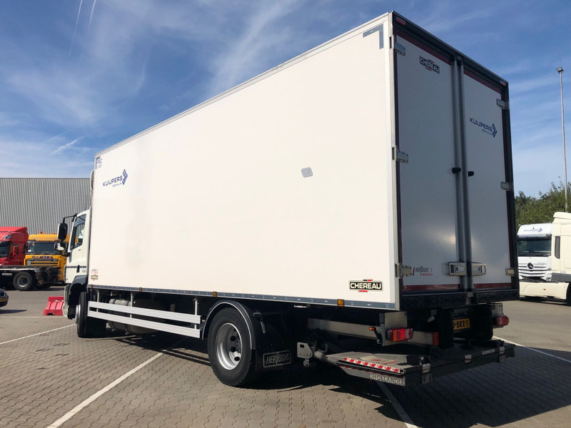 Koelwagen vrachtwagen DAF CF 260 FA / Carrier Koeler / Chereau Frigo Box / Laadklep / APK TUV 09-26: afbeelding 18