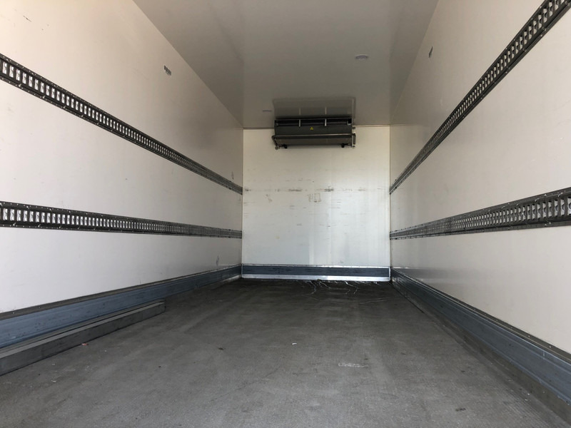 Koelwagen vrachtwagen DAF CF 260 FA / Carrier Koeler / Chereau Frigo Box / Laadklep / APK TUV 09-26: afbeelding 8