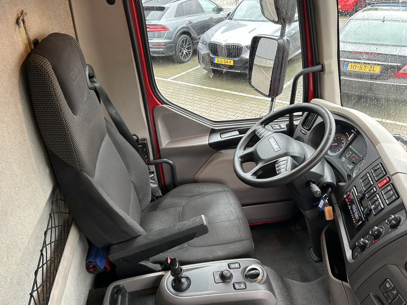 DAF LF 210 FA / 12 Ton / 450 dkm / Tacho V2 / Box / Laadklep / APK TUV 09-26 - Bakwagen: afbeelding 3 DAF LF 210 FA / 12 Ton / 450 dkm / Tacho V2 / Box / Laadklep / APK TUV 09-26 - Bakwagen: afbeelding 3